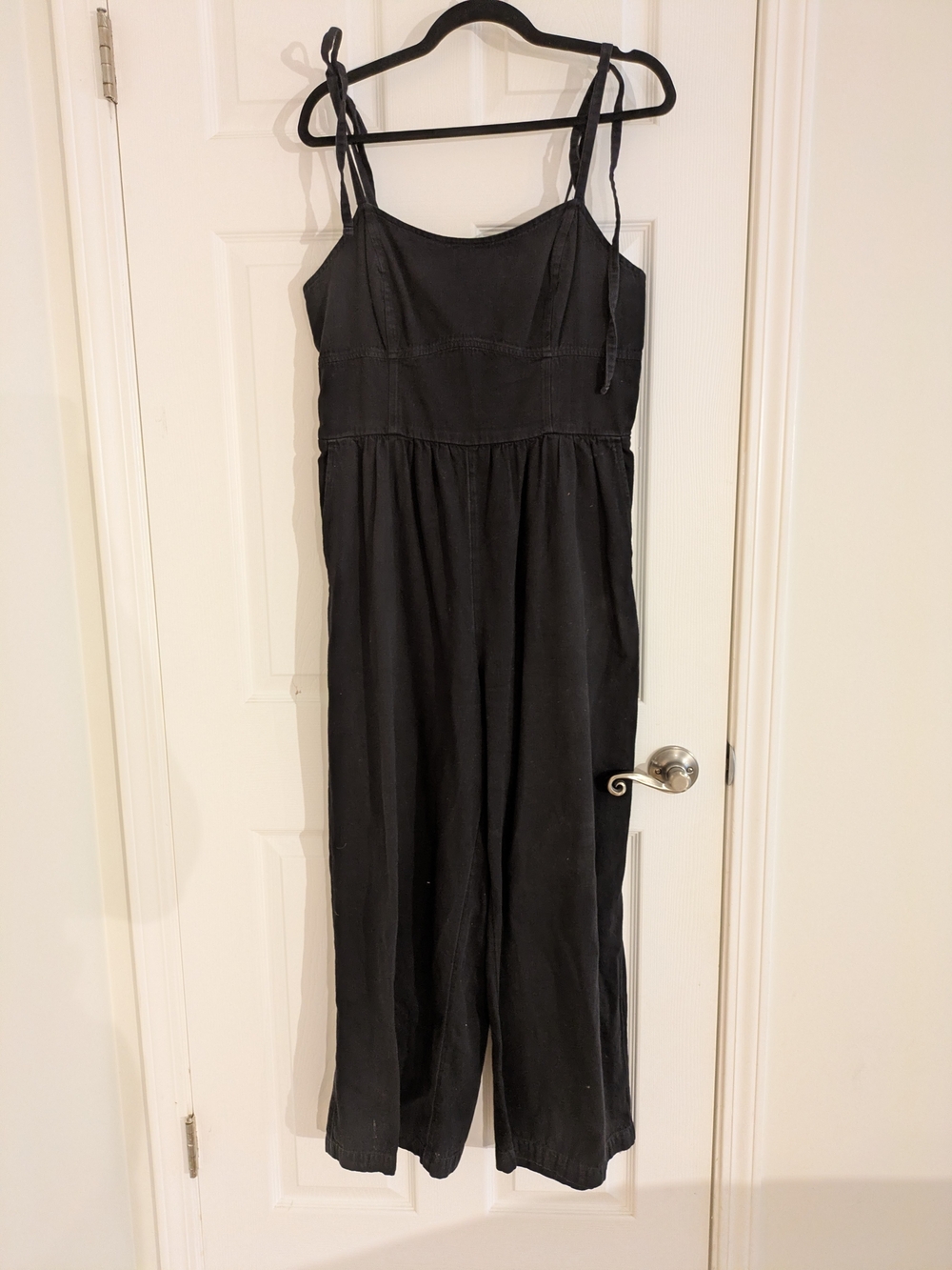 Old Navy Black Wide-Leg Tie-Strap Jumpsuit
